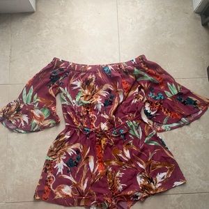 Off shoulder romper